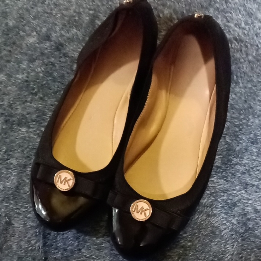 Michael Kors Glossy Black Flats with Gold Emblem
